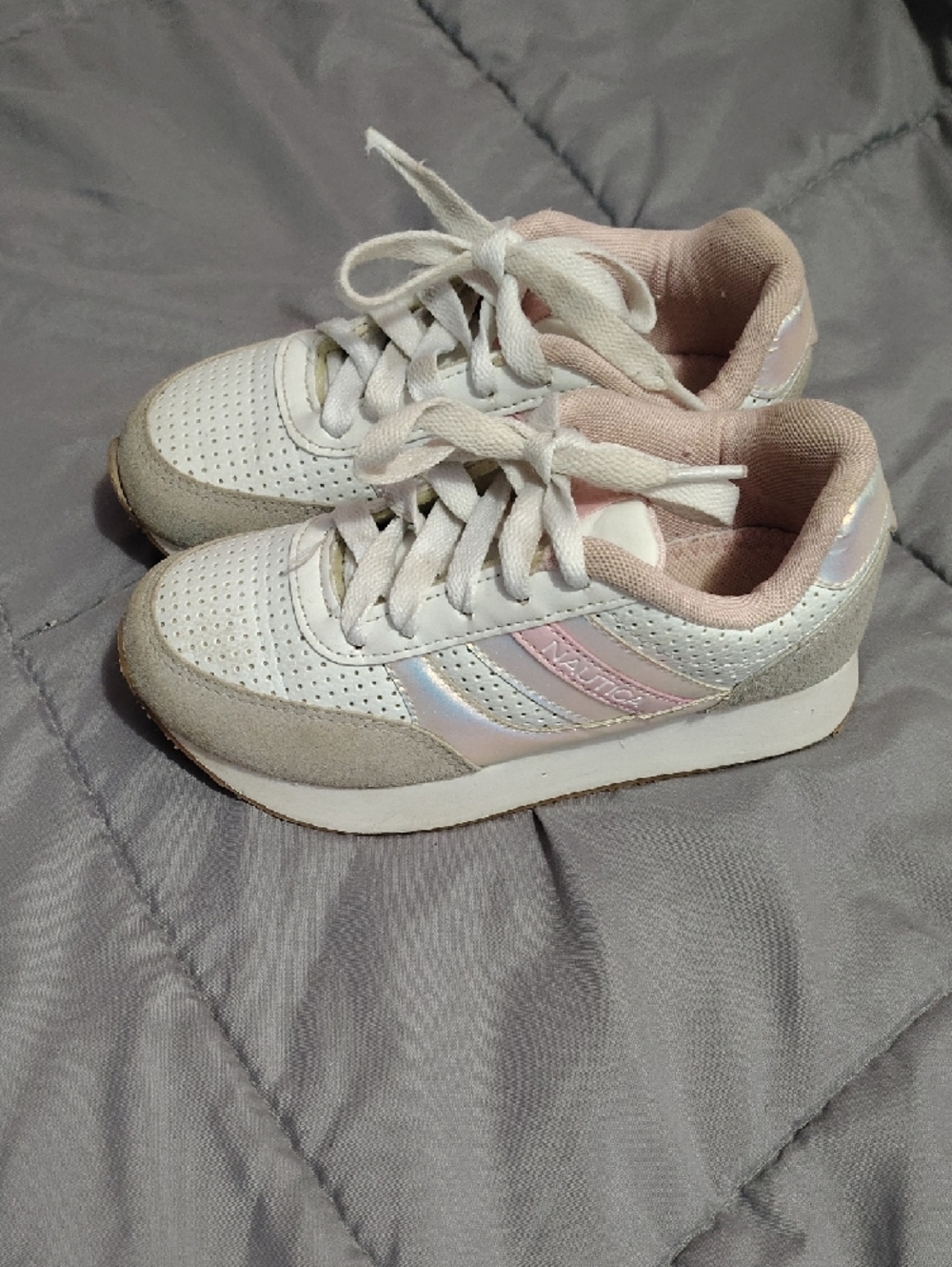 Nautica White and Light Pink Girls Athletic Sneakers - Picture 4 of 7